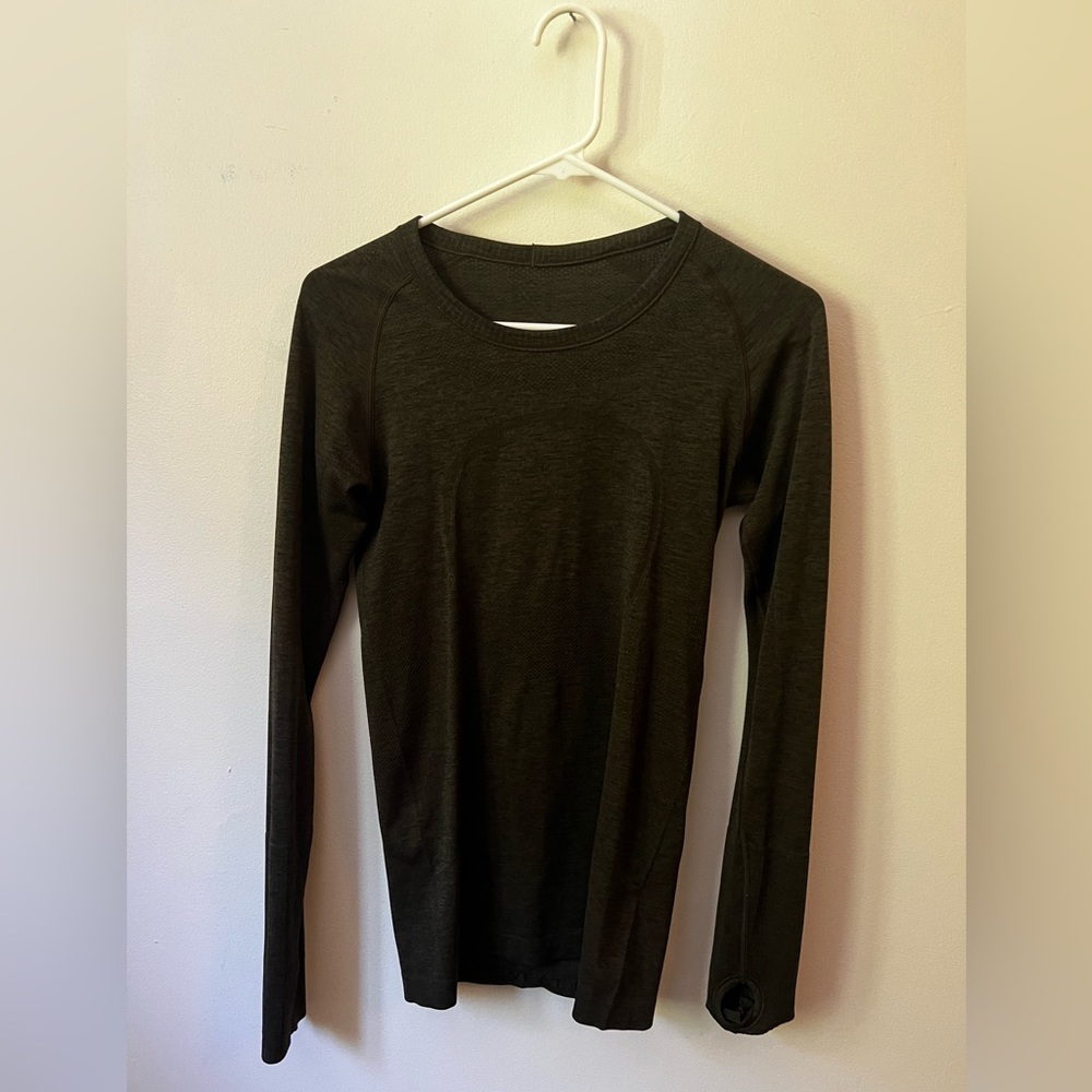 Olive Green Lululemon top